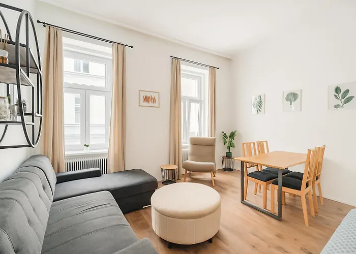 2-bedroom Near Center Apartment *