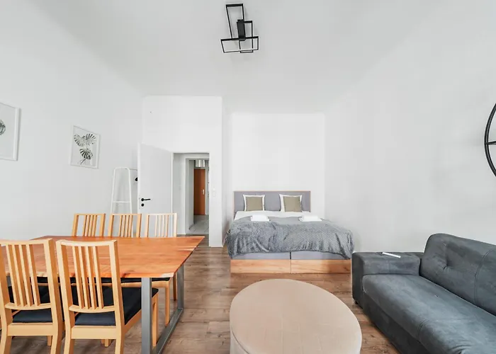 2-bedroom Near Center Apartment Vienna